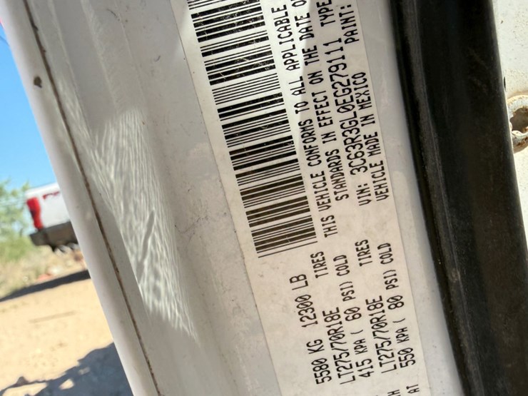 2014-dodge-3500-image-5