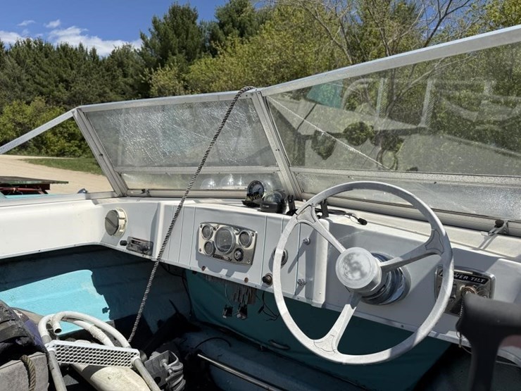 1970-steury-18'-run-about-boat-&-trailer-image-9