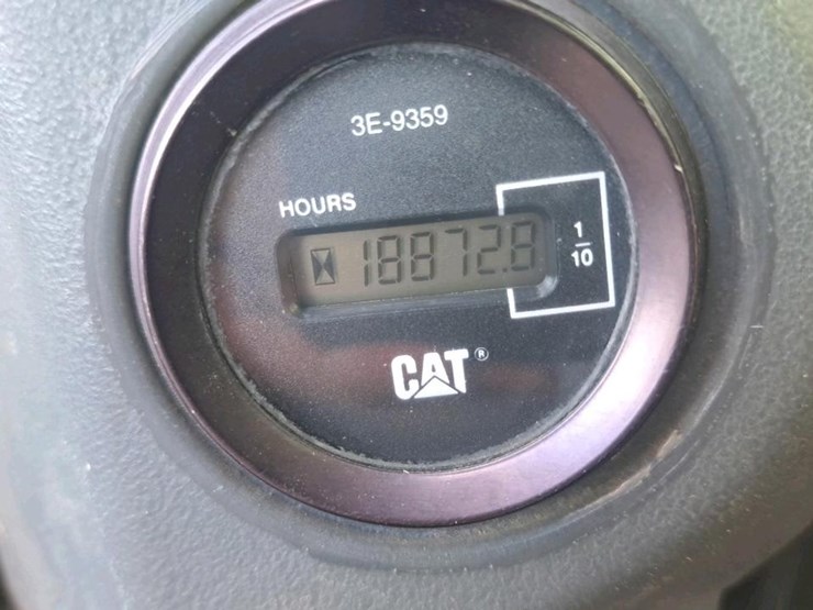 caterpillar-928g-image-17