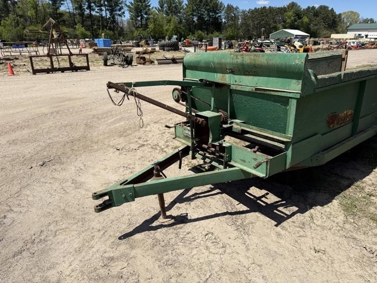 badger-wood-hauler-trailer-image-3