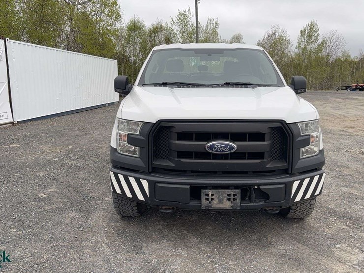 2016-ford-f150-image-9