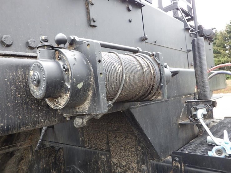 2002-oshkosh-m1070-image-22