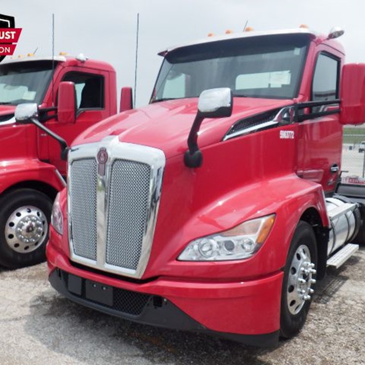 2023 KENWORTH T680