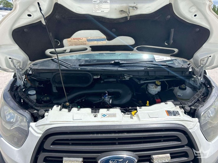 2017-ford-transit-image-9