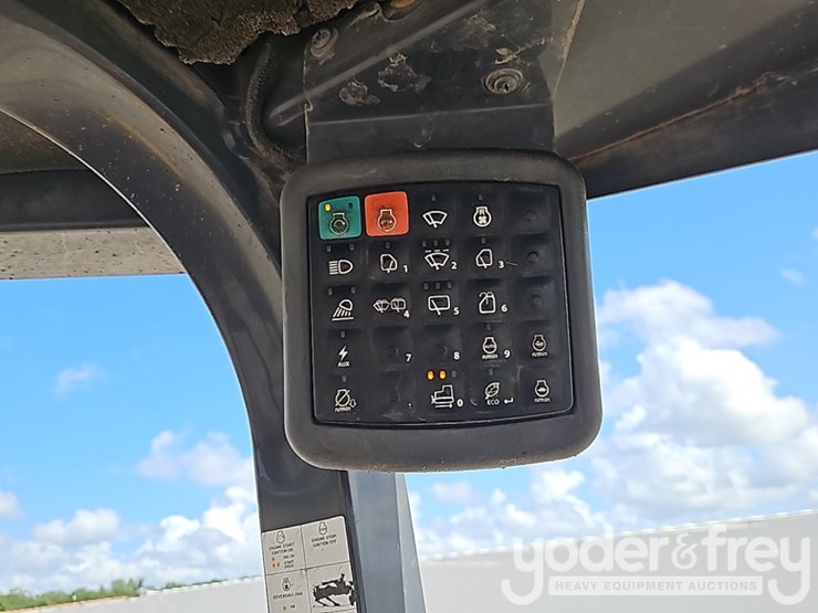 deere-450k-image-32