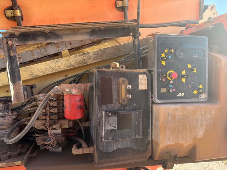 jlg-600s-image-8