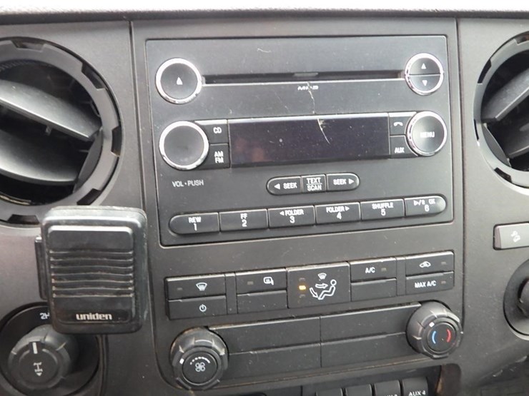 2011-ford-f350-image-38