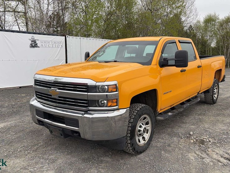2016-chevrolet-silverado-3500hd-image-1