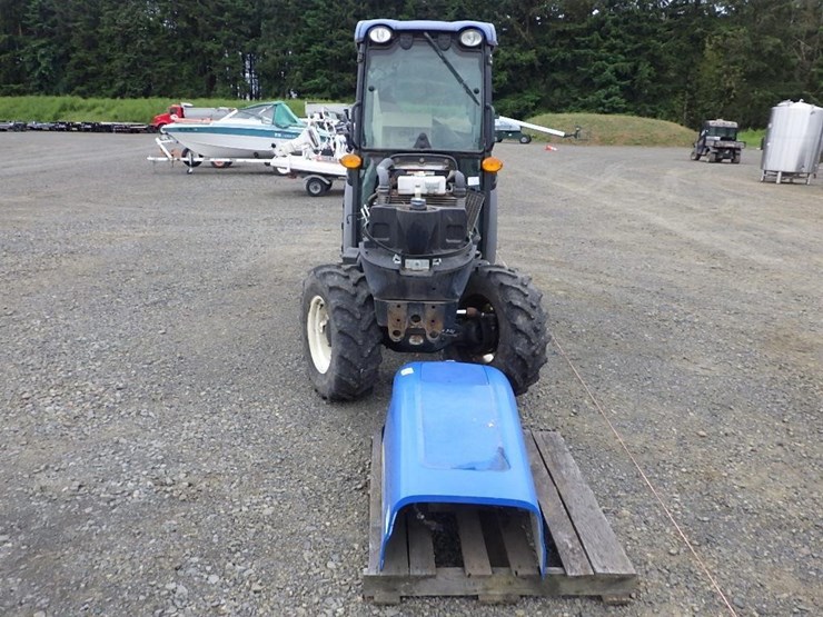 new-holland-t3040v-tractor-image-2