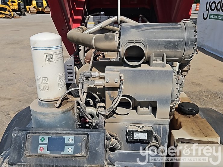 2022-atlas-copco-185-cfm-image-24