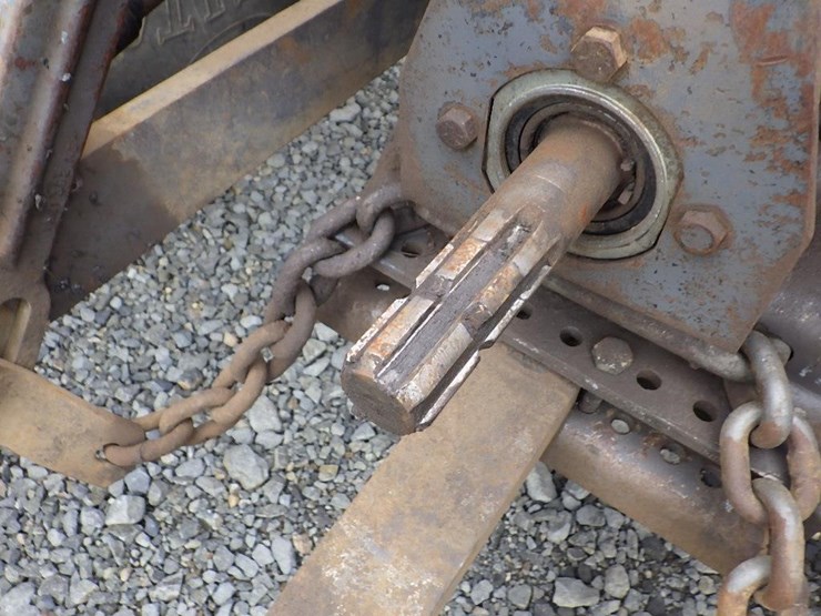 massey-ferguson-398-image-8