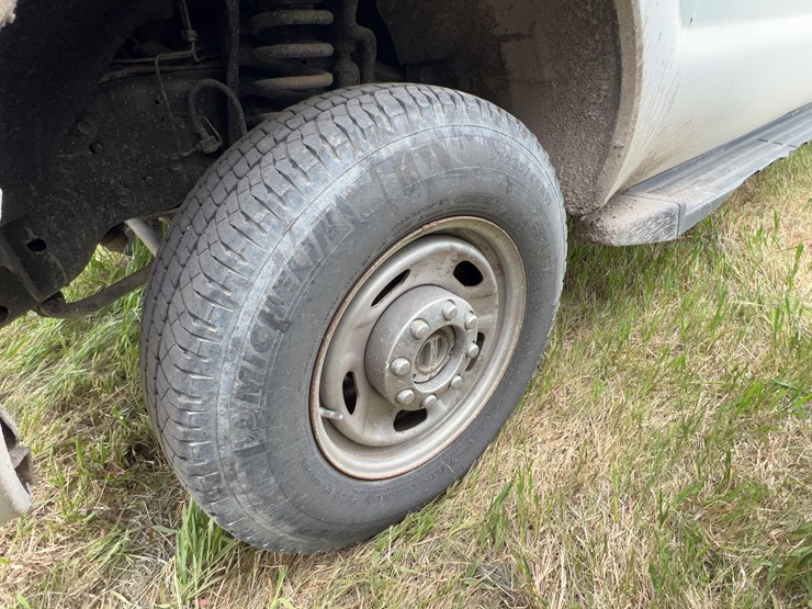 2014-ford-f250-image-27