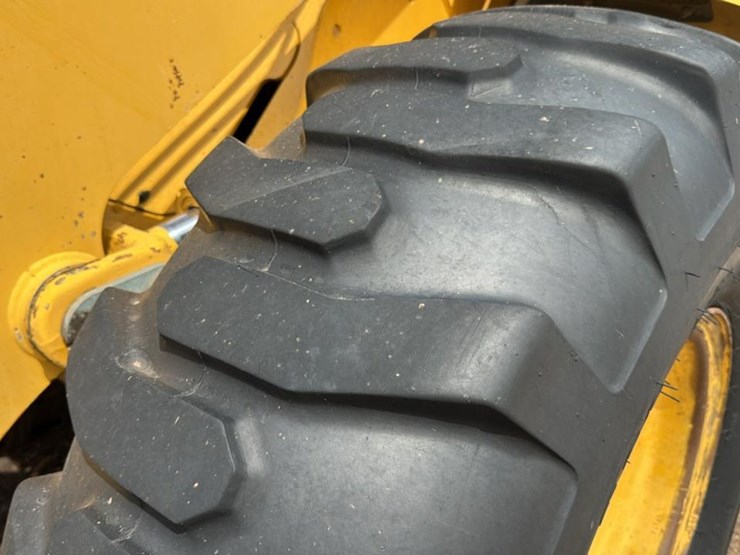 2001-john-deere-444h-image-20