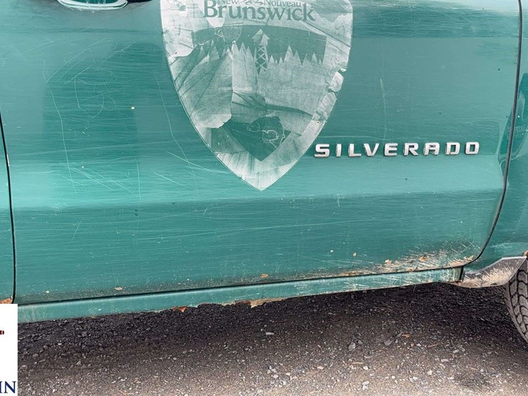 2018-chevrolet-silverado-1500-image-29