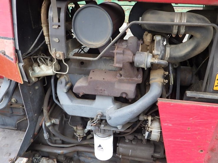 massey-ferguson-398-image-14