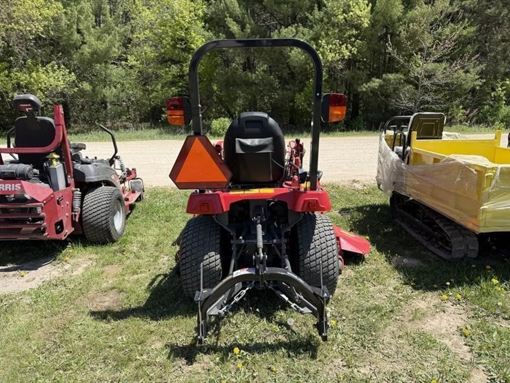 2019-massey-ferguson-gc1723e-image-7