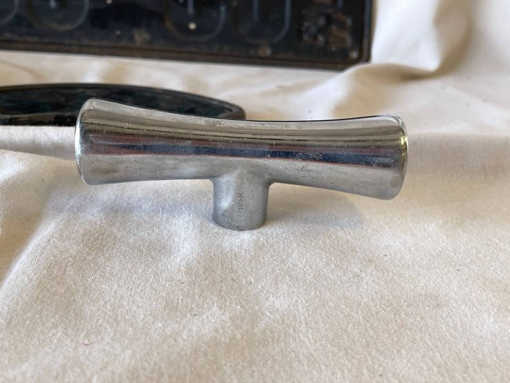 #5396-•-lot-of-vintage-auto-parts-(las-cruces,-nm)-image-9