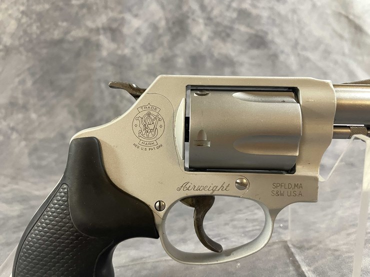 #10300-•-smith-&-wesson-model-637-38-spl-revolver,-sn:-cvp9964-image-4
