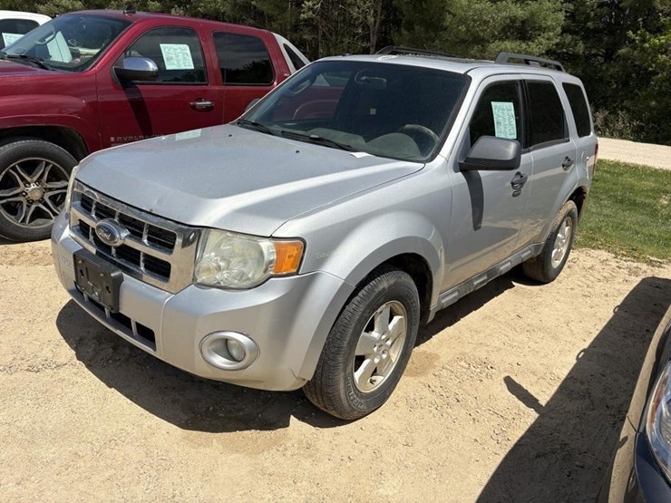 2009-ford-escape-xlt-image-1