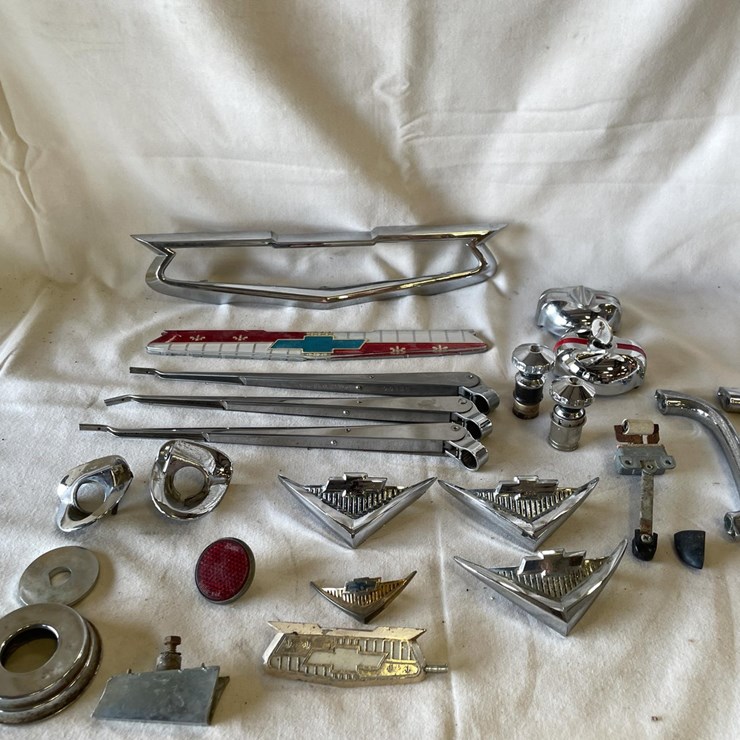 #5388 • Chevrolet Car Parts (Las Cruces, NM)
