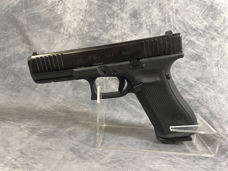 #10287-•-glock-17-gen-5-9mm-luger-pistol,-sn:-albx074-image-2