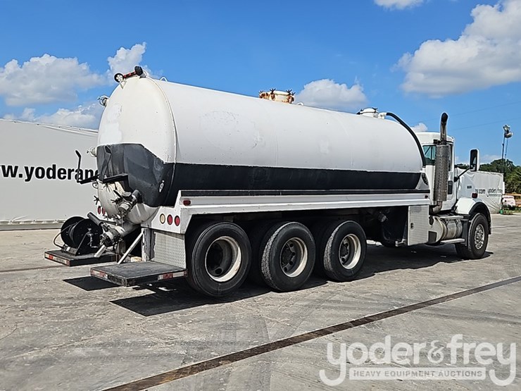 2005-kenworth-t800-image-5