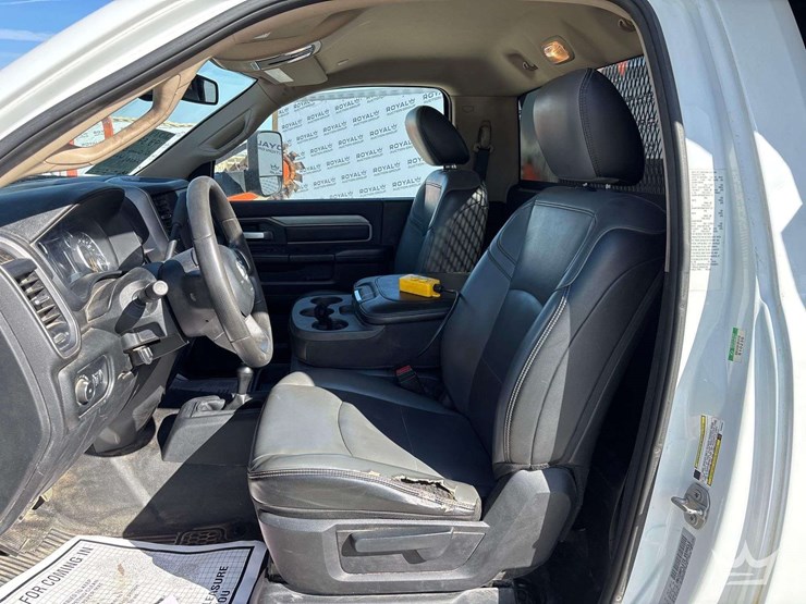 2019-ram-4500-4x4-mason-dump-truck-image-25
