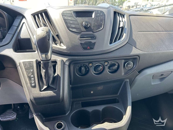 2018-ford-transit-image-17