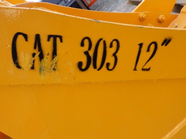 caterpillar-303-image-5