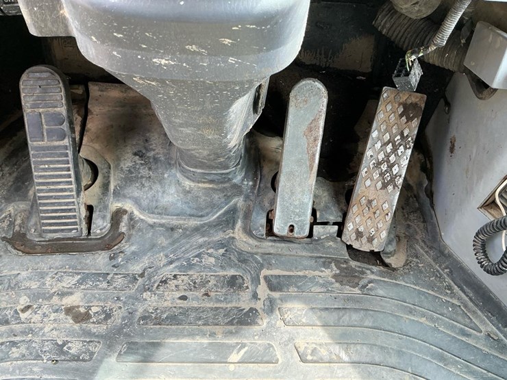 komatsu-wa200pt-image-13