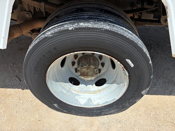 2008-ford-f450-image-12
