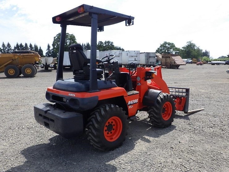 kubota-r420st-wheel-loader-image-5