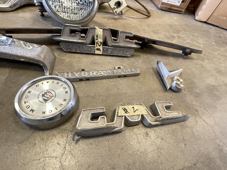 #5401-•-huge-lot-of-classic-car-parts-(las-cruces,-nm)-image-2