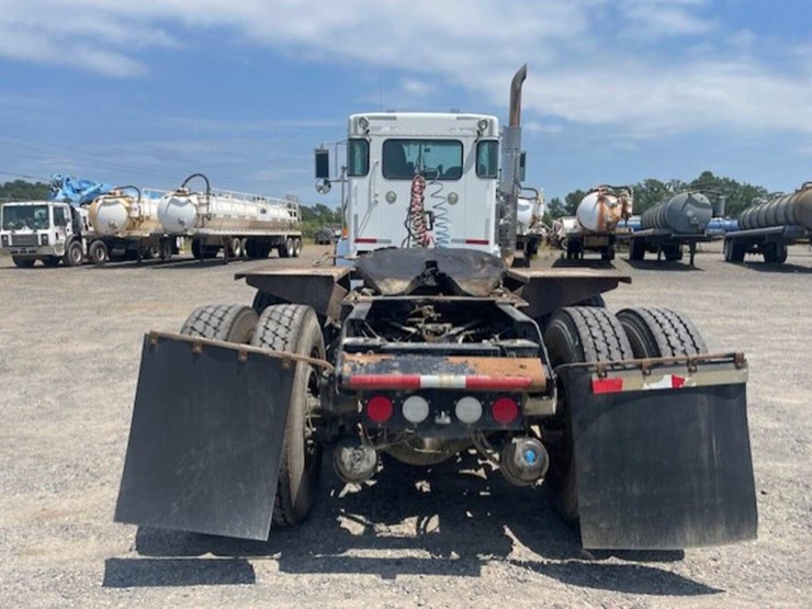 2019-kenworth-t800-image-5