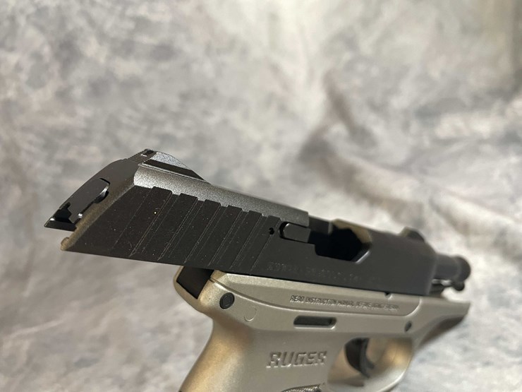#10281-•-ruger-ec9s-9mm-luger-pistol,-sn:-461-74121-image-16