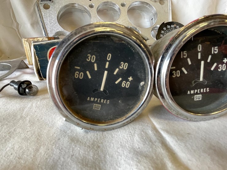 #5356-•-chevrolet-truck-parts-and-more-(las-cruces,-nm)-image-7
