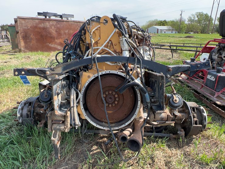 2008-caterpillar-c15-image-17