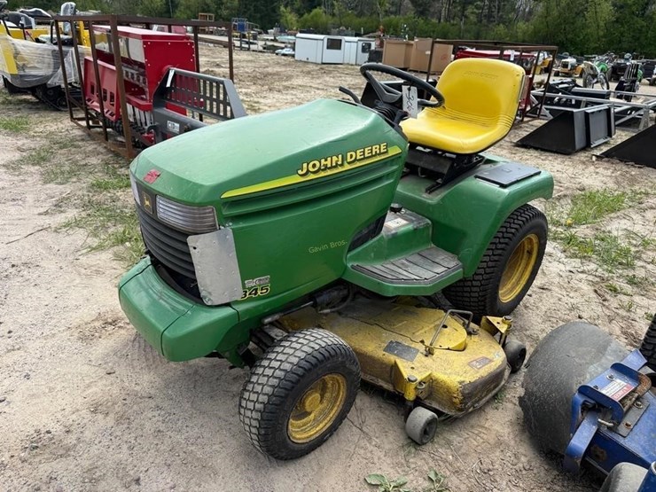 john-deere-345-image-1