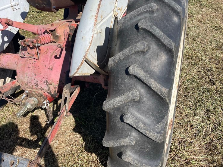 ford-tractor-image-5