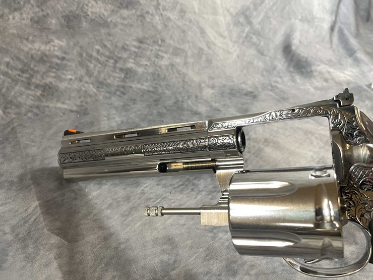 #10308-•-colt-anaconda-44-rem-mag-revolver,-sn:-ac112413-image-17