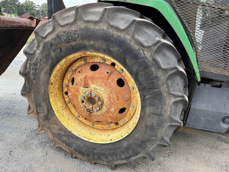 2000-john-deere-7410-image-19