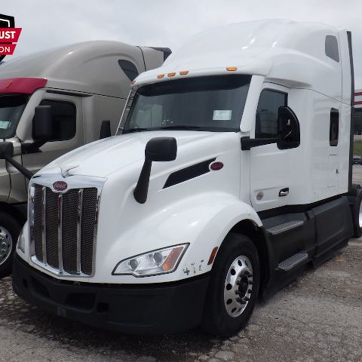 2023 PETERBILT 579