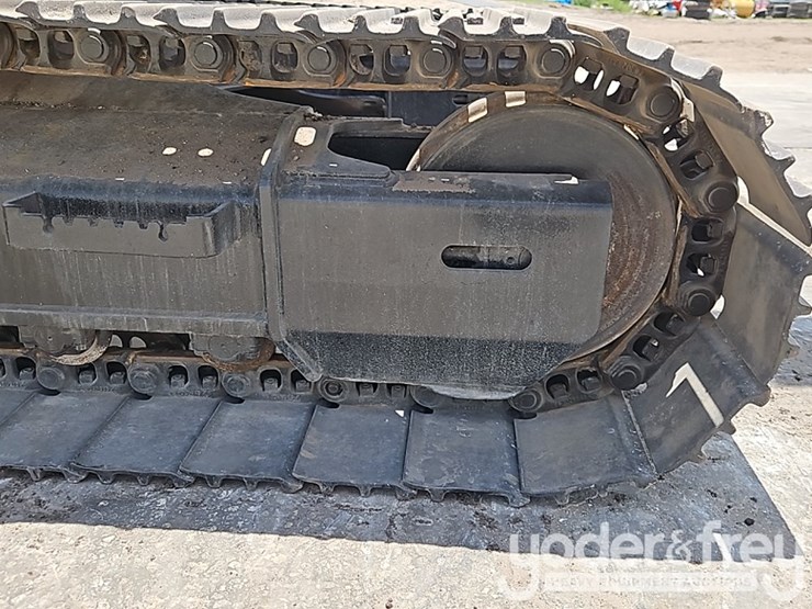 deere-130g-image-12