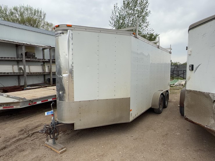 2011-haulmark-enclosed-trailer-image-1
