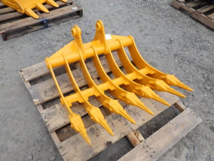 caterpillar-305-image-4