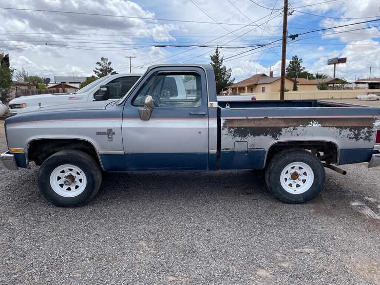 1981-chevrolet-k10-image-1