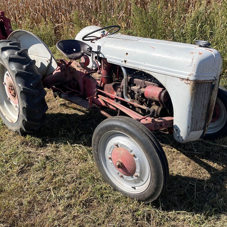FORD TRACTOR