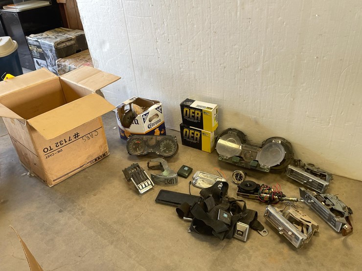 #5400-•-huge-lot-of-classic-car-parts-(las-cruces,-nm)-image-27