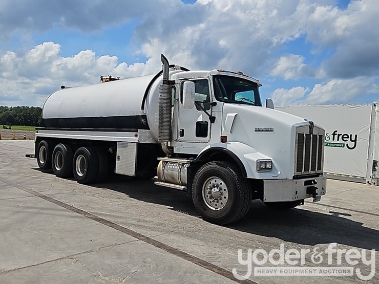 2005-kenworth-t800-image-7