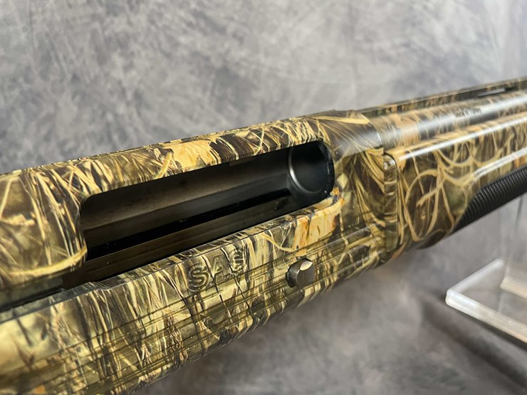#10377-•-hatfield-12-ga.-semi-auto-shotgun,-sn:-12a22-00522-image-15